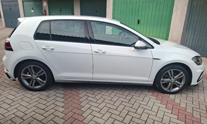 Golf 7.5 1.0 tsi Sport R-Line