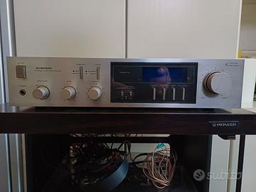 Impianto stereo completo e a singoli componenti