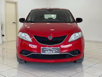 Lancia Ypsilon 1.2 69 CV 5 porte Gold