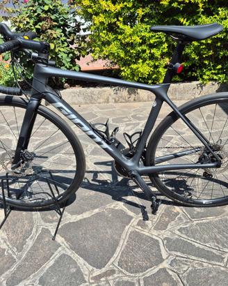 Bici da corsa in carbonio GIANT TCR TG.M