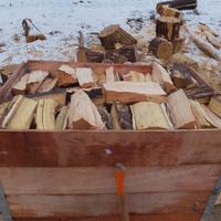 legna da ardere in cassoni