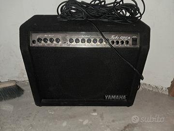 amplificatore  per chitarra  elettrica  