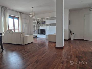 Appartamento di 136 m² con 4 locali a Terni