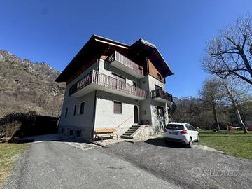 BRUSSON Località Arcesaz