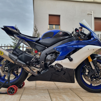 Yamaha r6 2021 pista arrow blipper