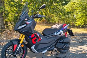 Aprilia SR GT400 Rally Replica 