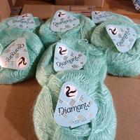 Lana di qualità e ferri da maglia