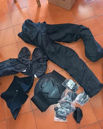 ABBIGLIAMENTO PIOGGIA  PER MOTO
