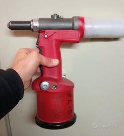 Rivettatrice pneumatica FAR RAC-181