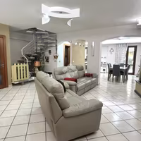 4 LOCALI A SANTO STEFANO DEL SOLE