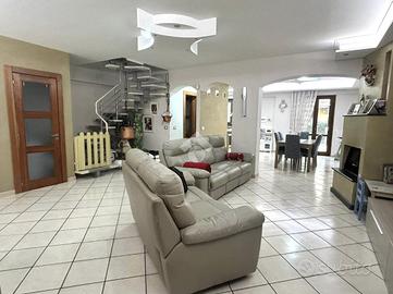 4 LOCALI A SANTO STEFANO DEL SOLE