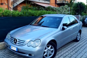 Mercedes Classe C180 (2004) - Metano -Elegance
