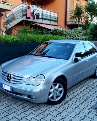 Mercedes Classe C180 (2004) - Metano -Elegance