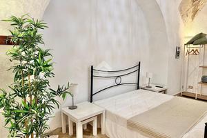 MONOLOCALE A CAGLIARI