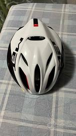 casco MET