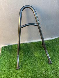 Sissy bar alto custom Harley Davidson
