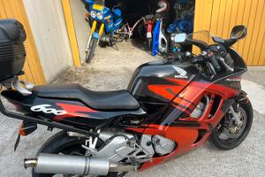 Honda cbr 600