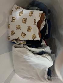 40 capi di abbigliamento per neonati