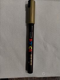 Uniposca pennarello colore oro punta fine 0,7 mm