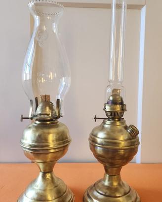 Coppia lampade a petrolio/olio complete e funziona