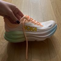 hoka bondi 9