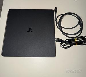 Playstation 4 slim con giochi
