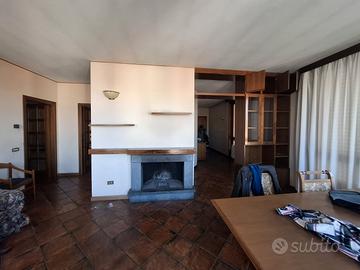 San Miniato in elegante condomio 5 vani e garage