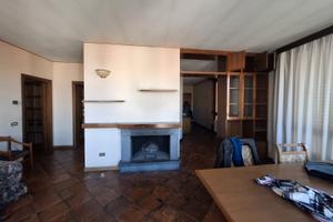 San Miniato in elegante condomio 5 vani e garage