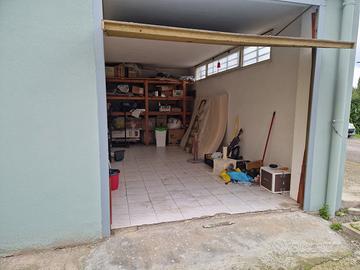 Garage zona Sasssari 2