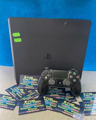 PLAYSTATION 4