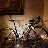 trek madone 5.9