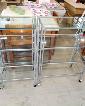 Coppia di Carrelli con ruote vintage
