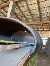 Contenitore in vetro resina per vino