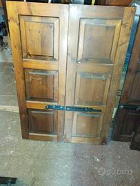 scuri vintage/ balconi in legno lavorati 