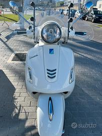 Vespa 300 GTS