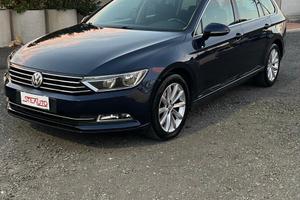 Volkswagen Passat Variant 1.6 TDI Comfortline Blue