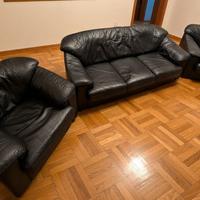 Tris divano + 2 poltrone in vera pelle - PERFETTO