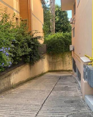 Box / Garage di 30 m² a Firenze