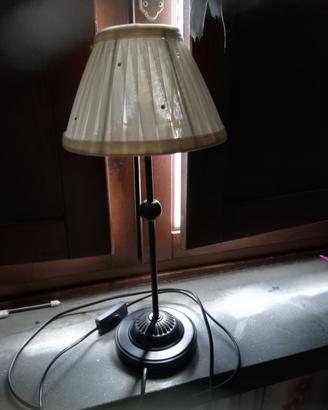 lampada da tavolo moderna 