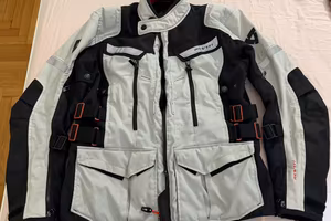 Giacca e Pantaloni moto Revit Sand 2 tre strati