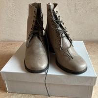 Stivaletto in pelle Santini
