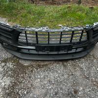 Paraurti, fari, portellone porsche macan