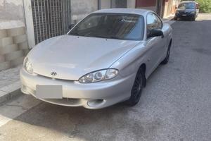 Hyundai Coupe