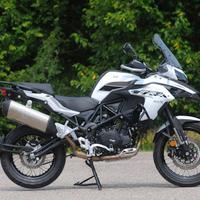 Benelli TRK 502 X (12/2024) – SOLI 2.700 KM – Full