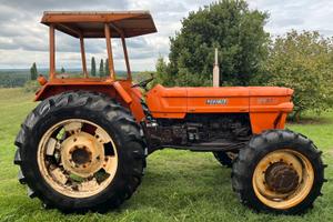 Trattore Fiat 1000 DT