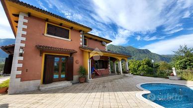 VILLA SINGOLA A PANNARANO