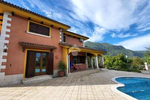 VILLA SINGOLA A PANNARANO