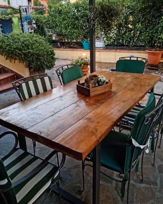 Tavolo da giardino con 6 sedie