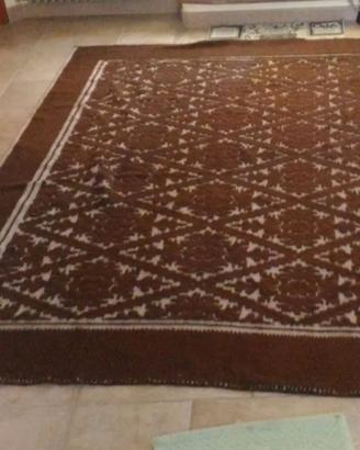 Tappeto sardo lavorazione pibiones 250x175