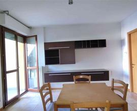 APPARTAMENTo con GIARDINO e GARAGE